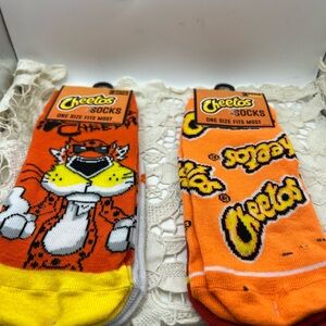 Women's Chester Cheetos Socks Set